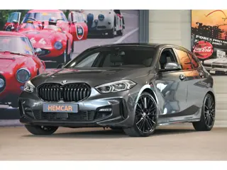 BMW 1-serie 118i Corporate High Executive (bj 2019)