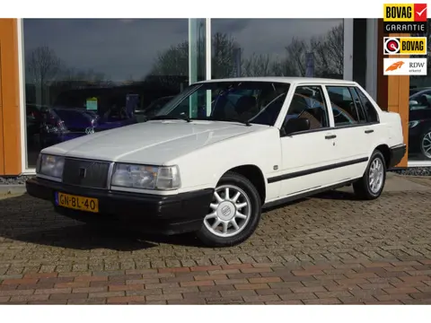 Volvo 940 2.3i GL Royal Class