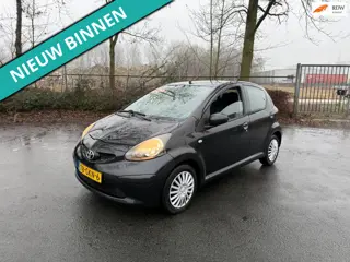Toyota Aygo 1.0-12V + LEUKE AUTO RIJDT EN SCHAKELT GOED