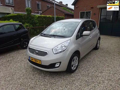 Kia Venga 1.4 CVVT Seven Airco, Navigatie, Achteruitrijcamera, Trekhaak