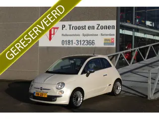 Fiat 500 1.2 Lounge Automaat/Panoramadak/Lederen bekleding/Airco/Licht metalen velgen