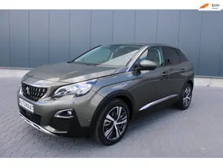 Peugeot 3008 1.2 PureTech Allure TREKHAAK AUTOMAAT