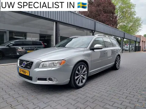 Volvo V70 2.0T R-Edition Origineel NL Goed onderhouden High performance sound Telefoon Clima PDC Tre