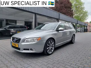 Volvo V70 2.0T R-Edition Origineel NL Goed onderhouden High performance sound Telefoon Clima PDC Tre