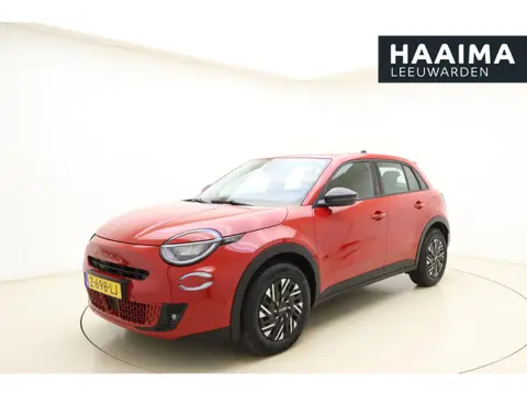 Fiat 600e RED 54 kWh | SCHERPE PRIJS| Geen kilometers | Keyless | Navigatie via Carplay | Parkeersen