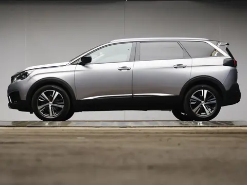 Peugeot 5008 1.2 PureTech Crossway Sport (APPLE CARPLAY,NAVI,CAMERA,360 VIEW,CLIMATE,CRUISE,SPORTSTO