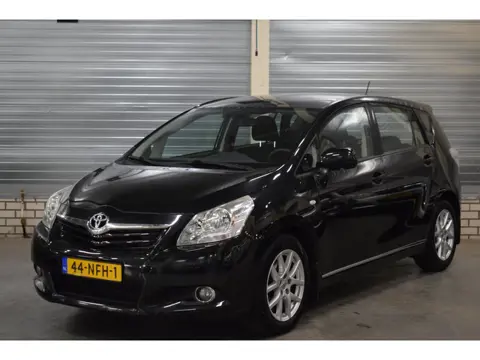Toyota Verso 1.8 VVT-i Business Limited Vol Automaat + Navigatie|Bluetooth|Camera|Panoramadak|Trekha