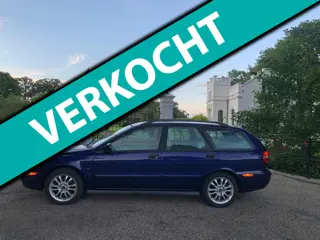 Volvo V40 2.0 T (163pk) Europa, Navigatie, 16" LMV, Michelin All Season banden, nw APK,Leder, Xenon,