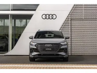 Audi Q4 e-tron S edition Competition e-tron 45 82 kWh 210 kW / 28