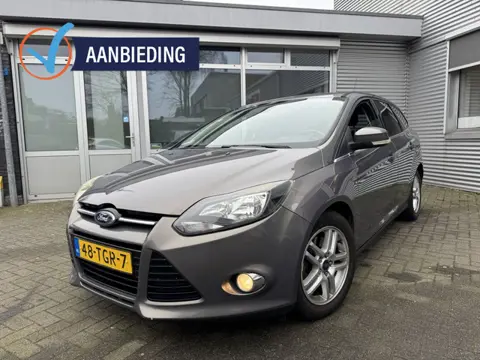 Ford FOCUS Wagon 1.6 EcoB. Titanium Inruilknaller!
