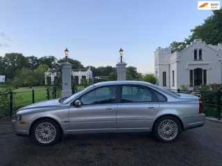 Volvo S 80 2.0T (5cyl) Aut.,Elite,Leder,Stoelverw,17" LMV,Winterbanden,Blijvend Youngtimer,Parking S