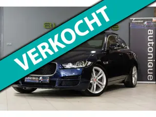 Jaguar XE 2.0t *Portfolio* PANORAMADAK UNIEK 126dkm Leder/Camera/Stuurverwarming