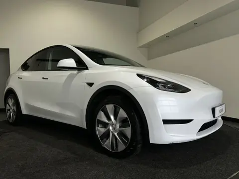 Tesla Model Y RWD 58 kWh | Leder Interieur | Houten afwerking | Verwarmde stoelen en stuur |  Soh (b