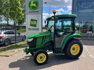 John Deere 3033R-776890