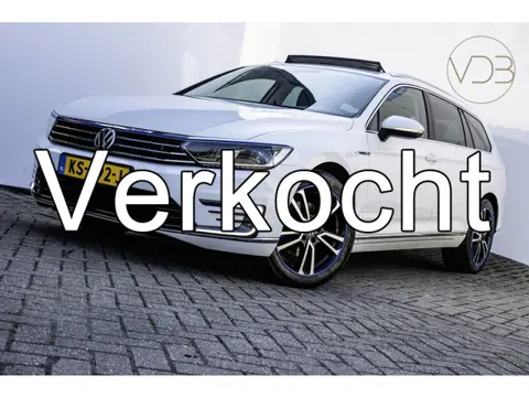 Volkswagen Passat Variant 1.4 TSI GTE Connected Series Plus Panorama Trekhaak