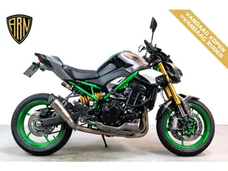 Kawasaki Z 900 SE PERFORMANCE (bj 2025)
