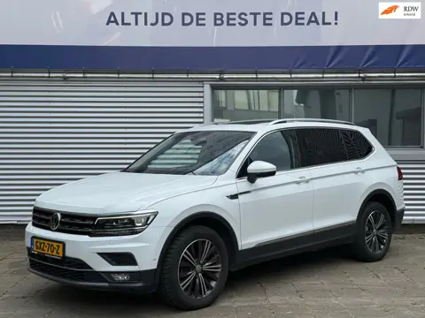 Volkswagen Tiguan Allspace 1.5 TSI Highline l Pano l Virtual l Trekhaak l Navi l Climate l Volleder 