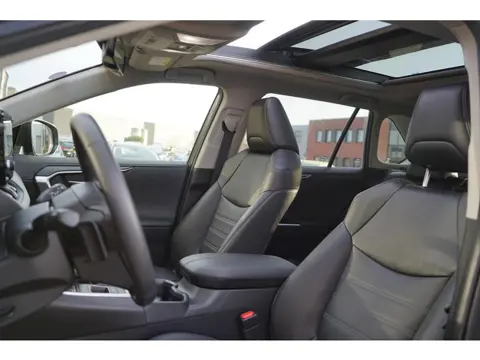 Toyota RAV4 Hybrid Executive Panoramadak|JBL|Volleer|Fabrieksgarantie|Dealeronderhouden