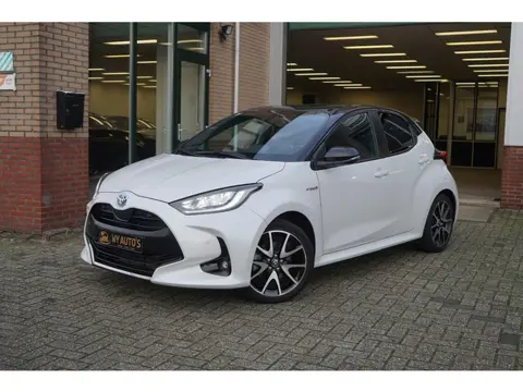 Toyota Yaris 1.5 Hybrid Executive Head-up|Stuurverwarming|Stoelverwarming|Bi-Tone|Parelmoer wit/Zwar