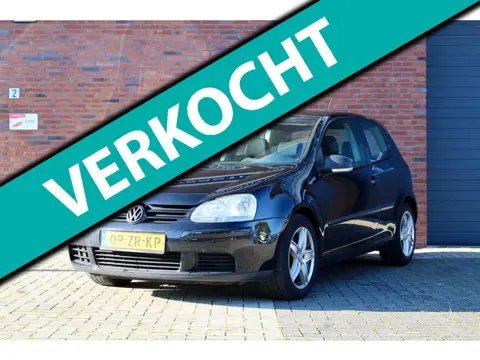 Volkswagen Golf 1.4 TSI Trendline | Zwart | Nieuwe APK | NAP