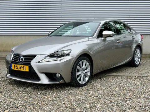 Lexus IS 300h Edition [ dealer oh, nl-auto, 1e eig ]