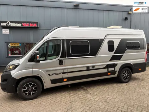 Adria TWIN 640 SLB C14
