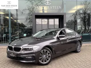 BMW 5-serie 530e iPerformance eDrive Edition Dealer onderhouden | Stuurwielverwarming