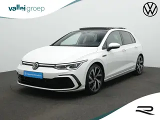 Volkswagen Golf 1.5 eTSI 150 pk DSG R-Line | Panoramadak | Head-up display | Achteruitrijcamera | St