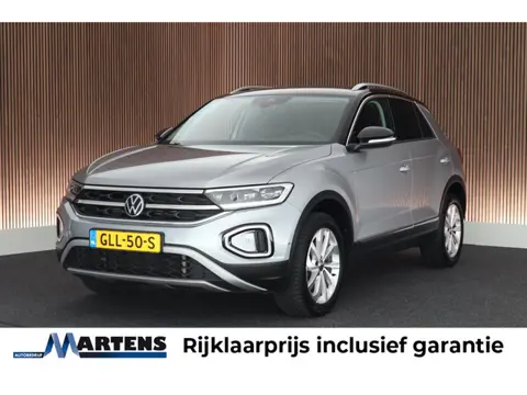 Volkswagen T-Roc 1.5 TSI 150pk DSG Style Trekhaak IQ.Light Camera Virtual Cockpit Stoelverwarming Na