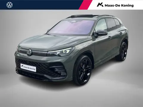 Volkswagen Tiguan 1.5eHybrid 150kW/204PK R-Line Black Style DSG · Panoramadak · 360°Camera + Parkeer