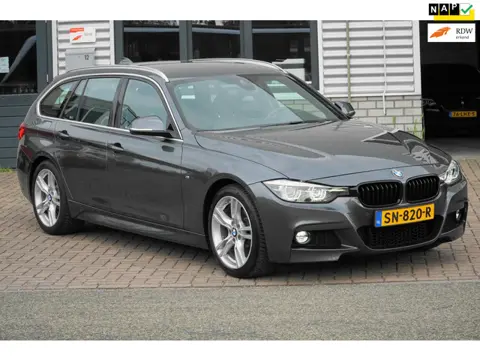 BMW 3-serie Touring 320i Edition M Sport Shadow Executive