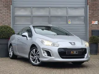 Peugeot 308 CC 1.6 VTi Sport Pack In zeer nette staat.