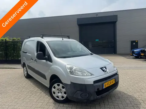 Peugeot Partner 122 1.6 HDI L2 Lage Km Trekhaak Sensoren