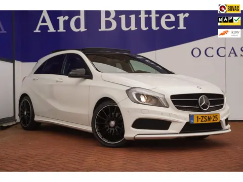 Mercedes-Benz A-klasse 180 Ambition AMG+Led+Navigatie+Pano-dak+Leder+18"lmv = SUPER PRIJS !!