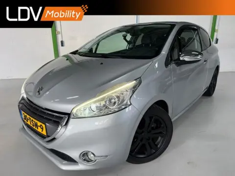PEUGEOT 208 1.6 VTI ALLURE / 221812 km / APK t/m 02-2027 / Airco / Cruise / Scherp geprijst.