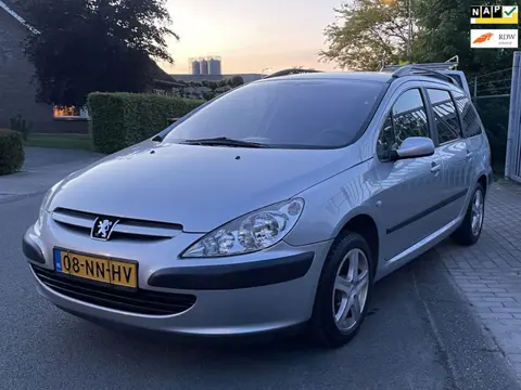 Peugeot 307 Break 2.0-16V Automaat Nieuwe APK Inruil is mogelijk