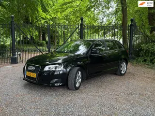 Audi A3 Sportback 1.4 TFSI Attraction Xenon Stoelverwarming