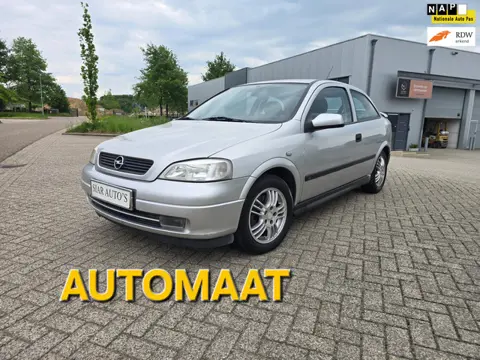 Opel Astra 1.8-16V Club Airco AUTOMAAT