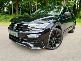 Volkswagen Tiguan 1.5 TSI R-Line / Automaat / PDC V-A Carplay-Android auto / 150PK / Getinte Ramen