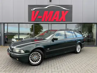 BMW 530i Touring AUT Lifestyle Edit Xenon Leer Navi Trekhaak