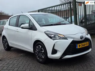 Toyota Yaris 1.0 VVT-i Connect 1e eigenaar dealer onderhouden airco achteruit camera