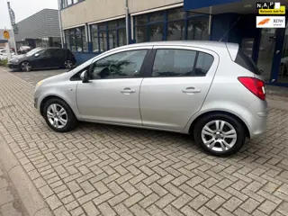 Opel Corsa 1.2 Anniversay Edition LPG ((( auto rijdt als nieuwe )))