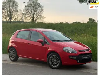 Fiat Punto Evo 1.4-16V Multiair Racing | 2e Eigenaar | Airco | elek. Ramen | NAP | Radio | Boekjes