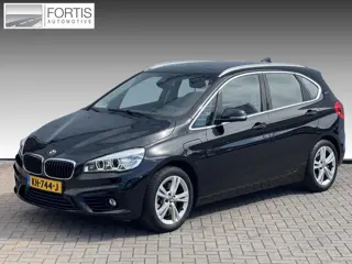 BMW 2-serie Active Tourer 225xe Sport NL-AUTO | LEDER | PANO | GROOT NAVI