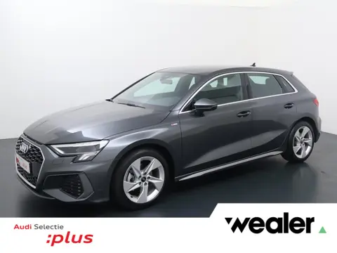 Audi A3 Sportback 30 TFSI S edition | 110 PK | Voorstoelen verwarmd | LED verlichting | Climate cont