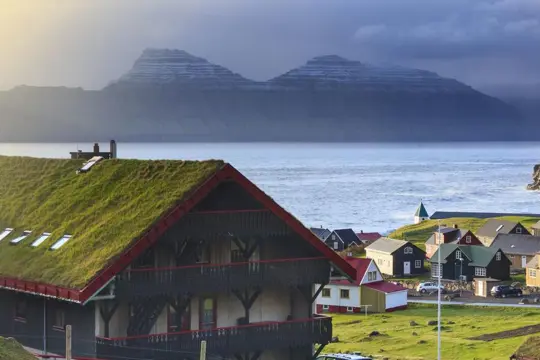 Faeröer Eilanden incl. vluchten en huurauto - Gjaargardur Guesthouse