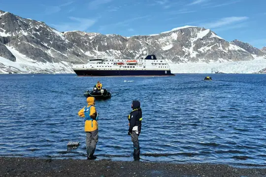 HX Expeditie Spitsbergen | Onder de Middernachtzon