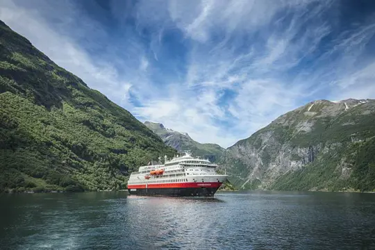 Hurtigruten North Cape Line vanuit Hamburg