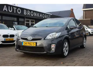 Toyota Prius 1.8 DYNAMIC | NAVI | CAMERA | TREKHAAK