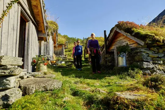 2H Wandeling met een bezoek aan een berghut (01apr - 31mei en 01sept - 01nov)